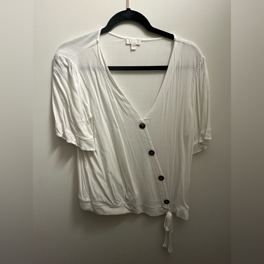 White Button Women's Top
